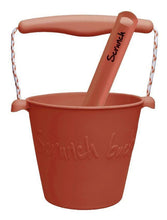 Load image into Gallery viewer, Scrunch Bucket and Spade - Rust
