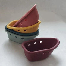 Load image into Gallery viewer, nouka Stacking Boats - Moon Set
